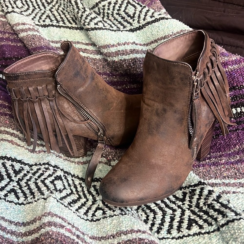 Fringe Boots
